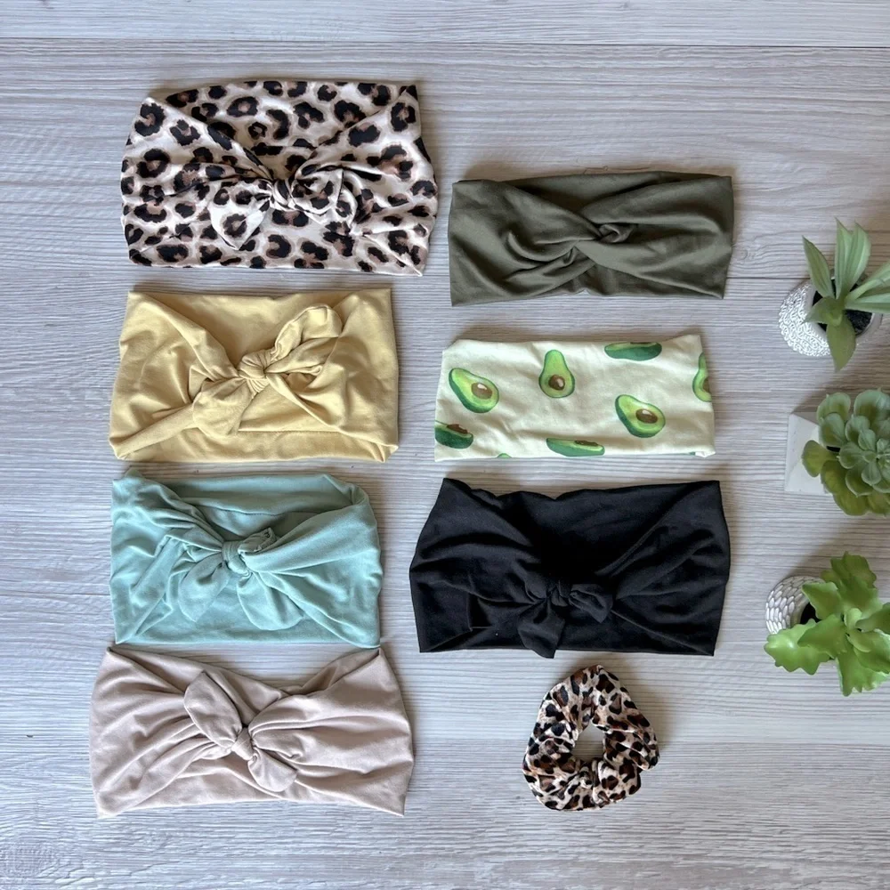 NEUTRAL headbands 8 prints colors and scrunchy EUC